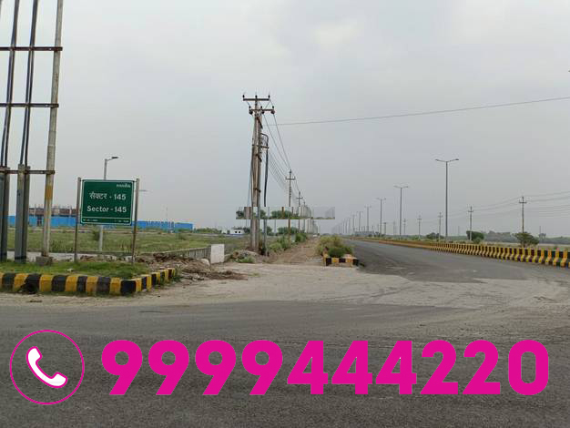 Residential land / Plot in Sector 145, Noida